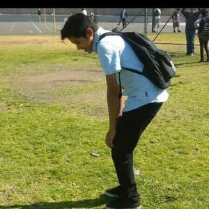 Meet your Posher, Efren